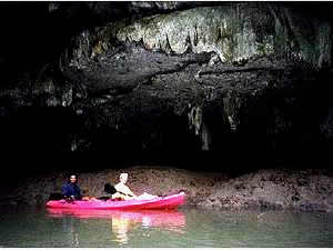 bohtor cave kayak krabi